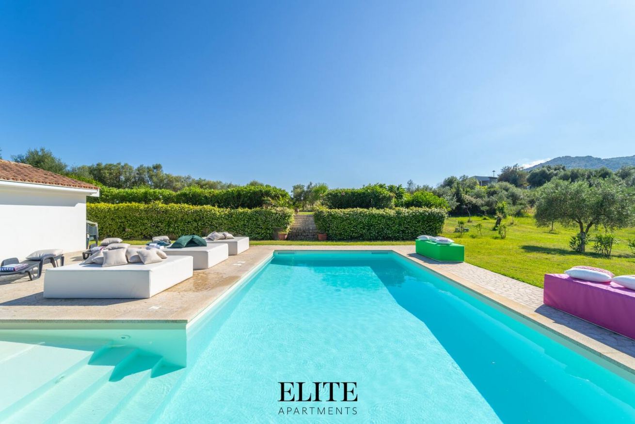 luxury-house-con-piscina-01
