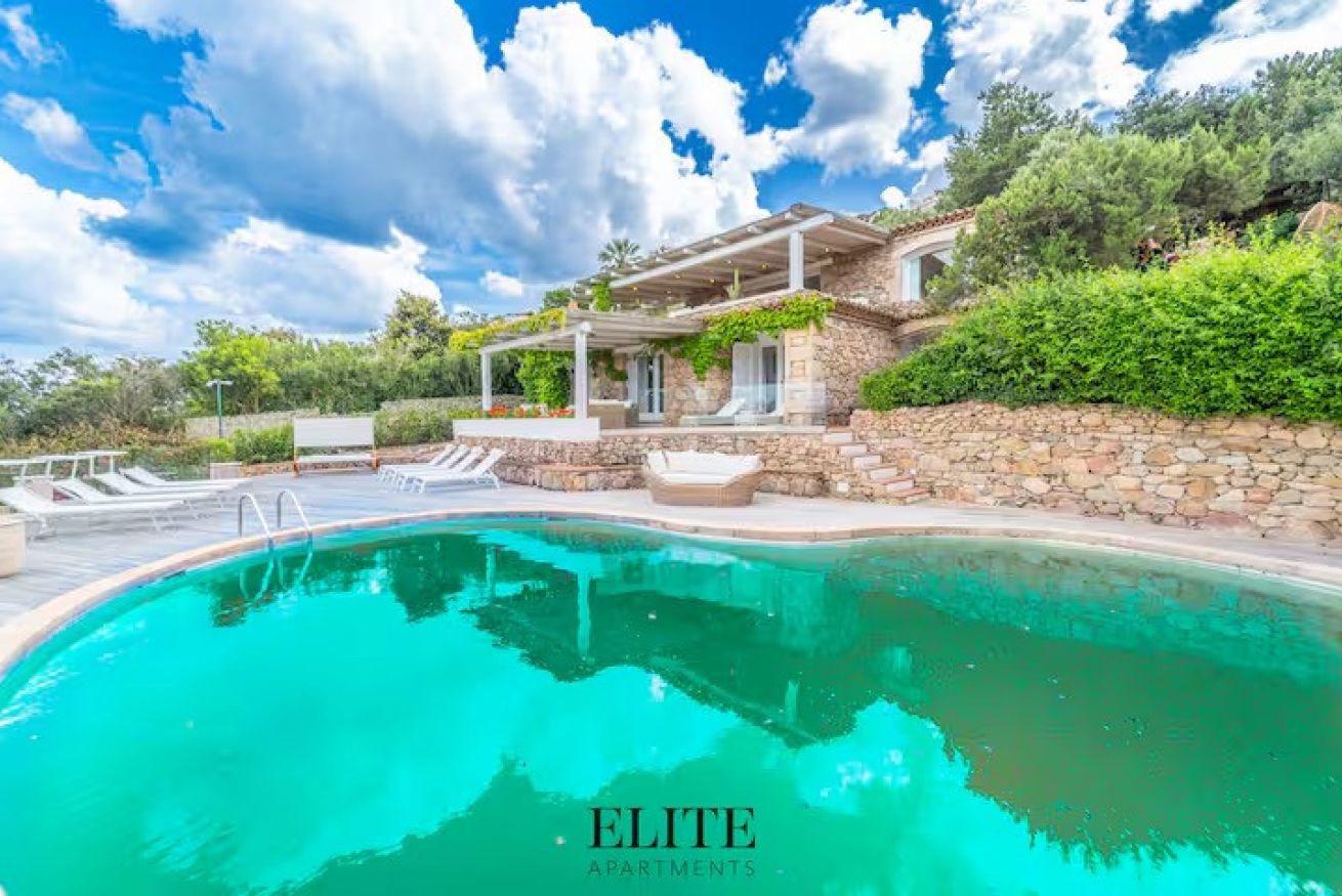 prestigiosa-villa-in-porto-cervo-villa-elcan-01