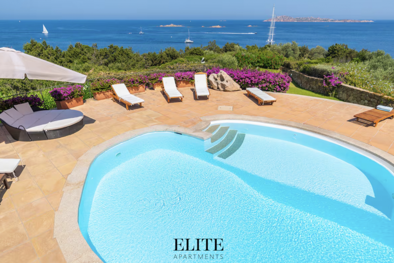 villa-emerald-bay-in-romazzino-01