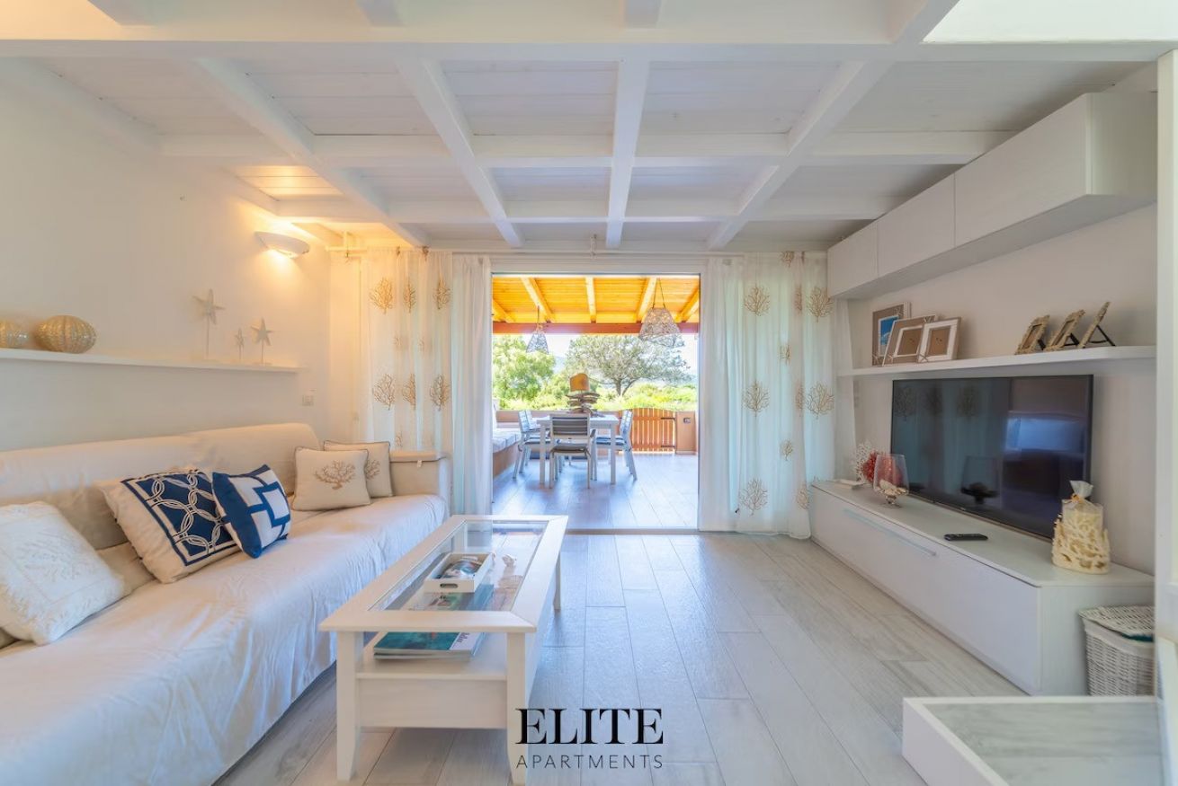 villa-privata-nel-golfo-di-marinella-01