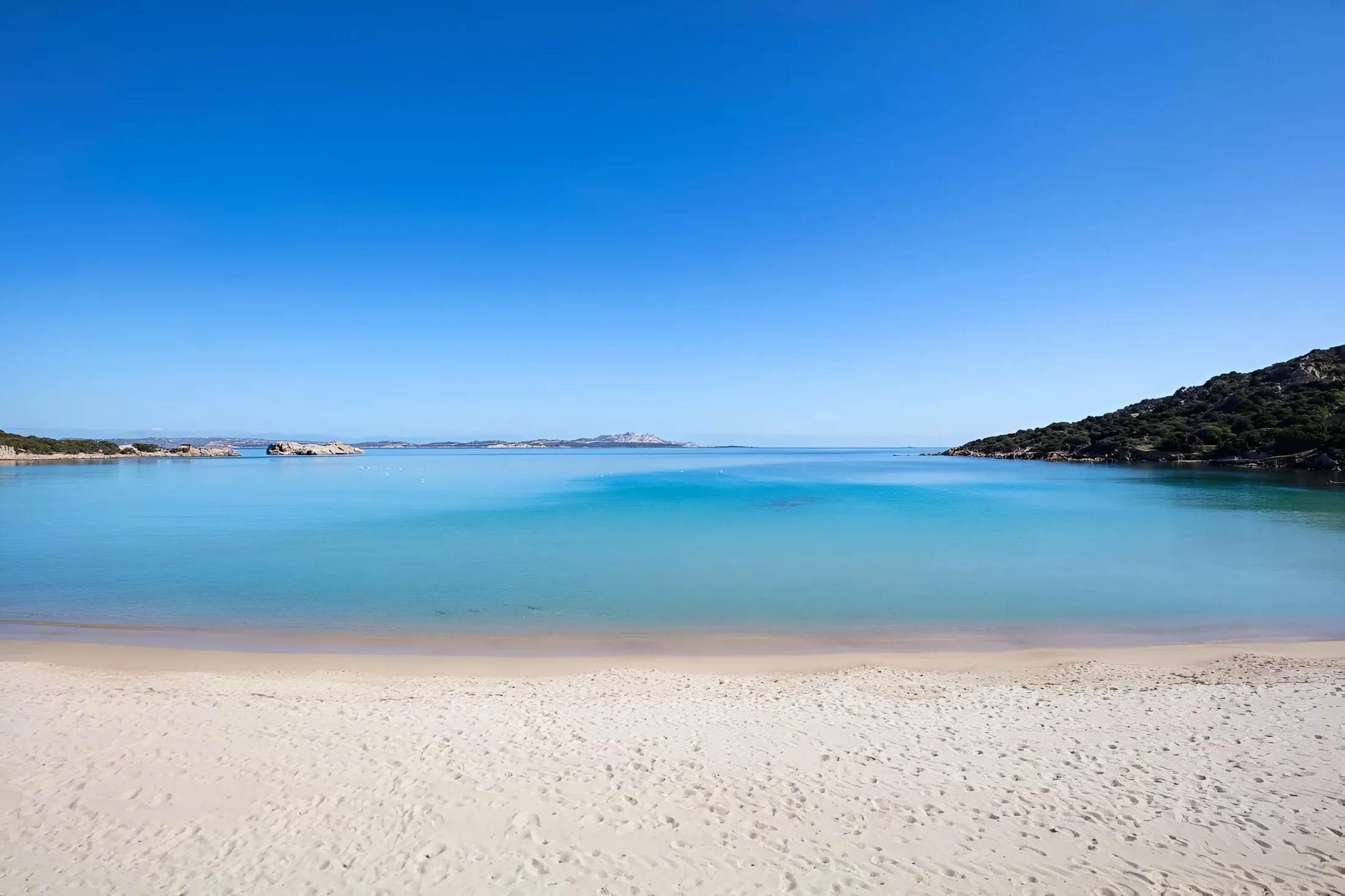 11 - Baja Sardinia spiaggia