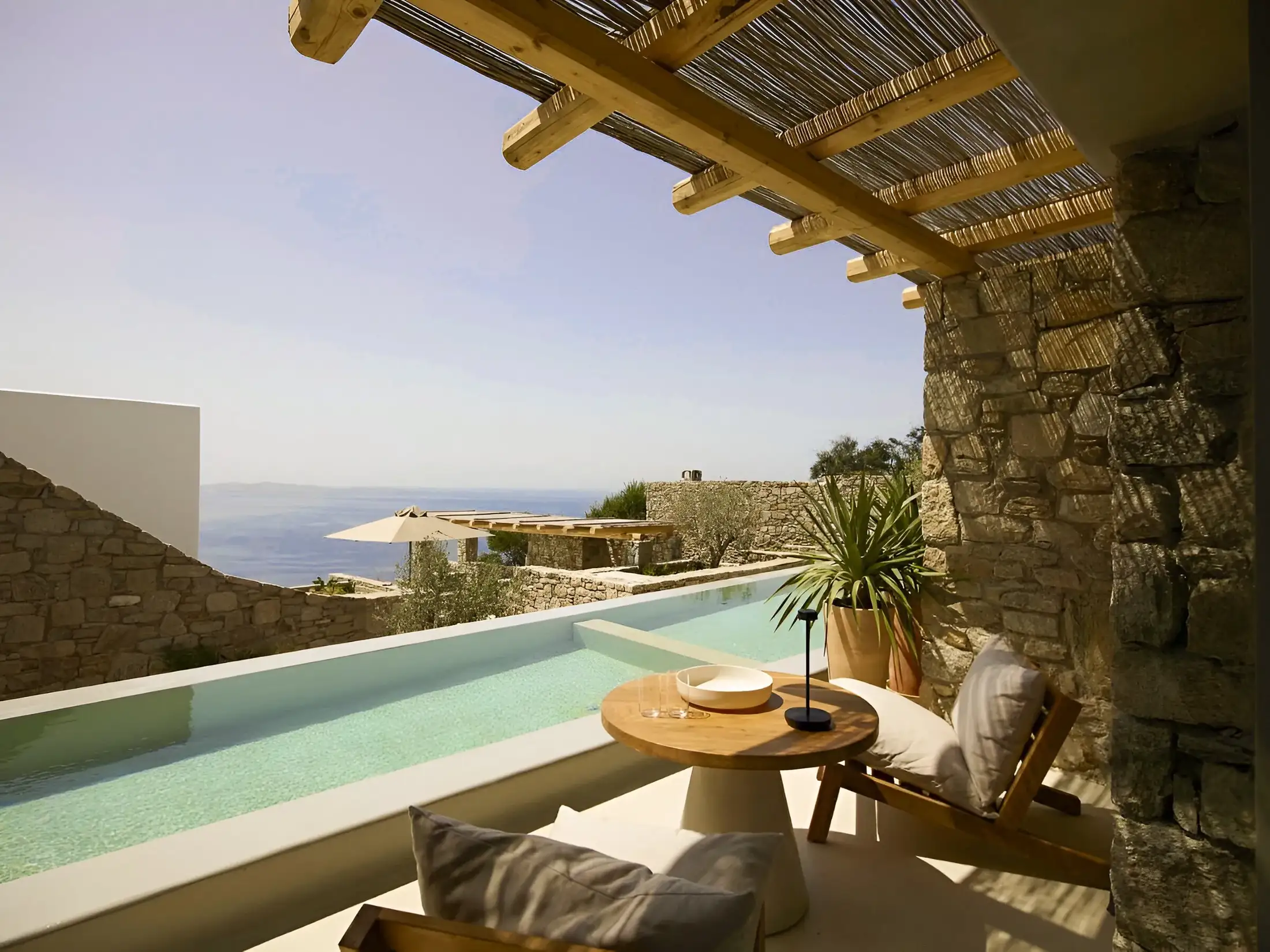 6 - Mykonos Fanari terrazza piscina privata vista mare