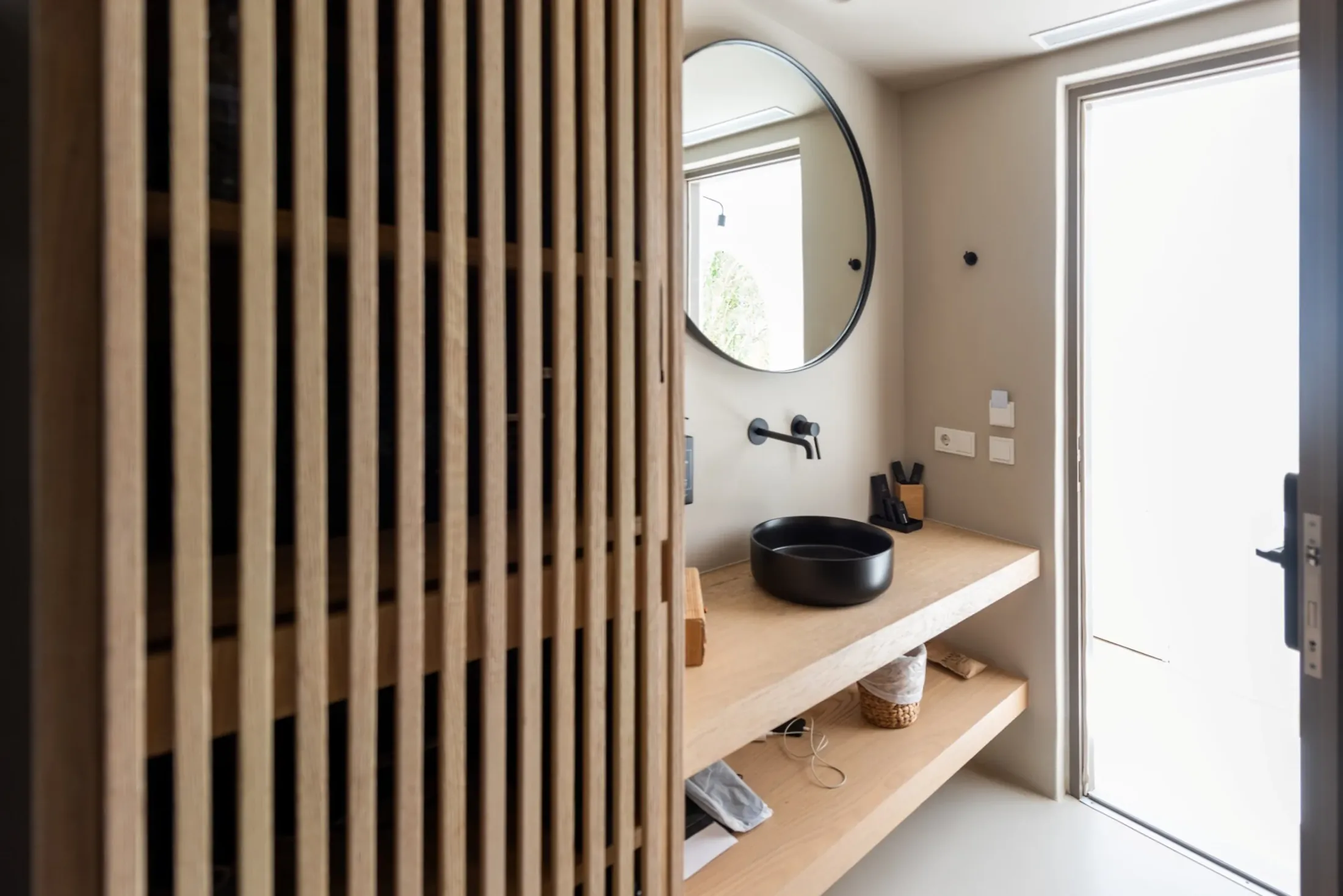 8 - Mykonos South Coast bagno lavabo