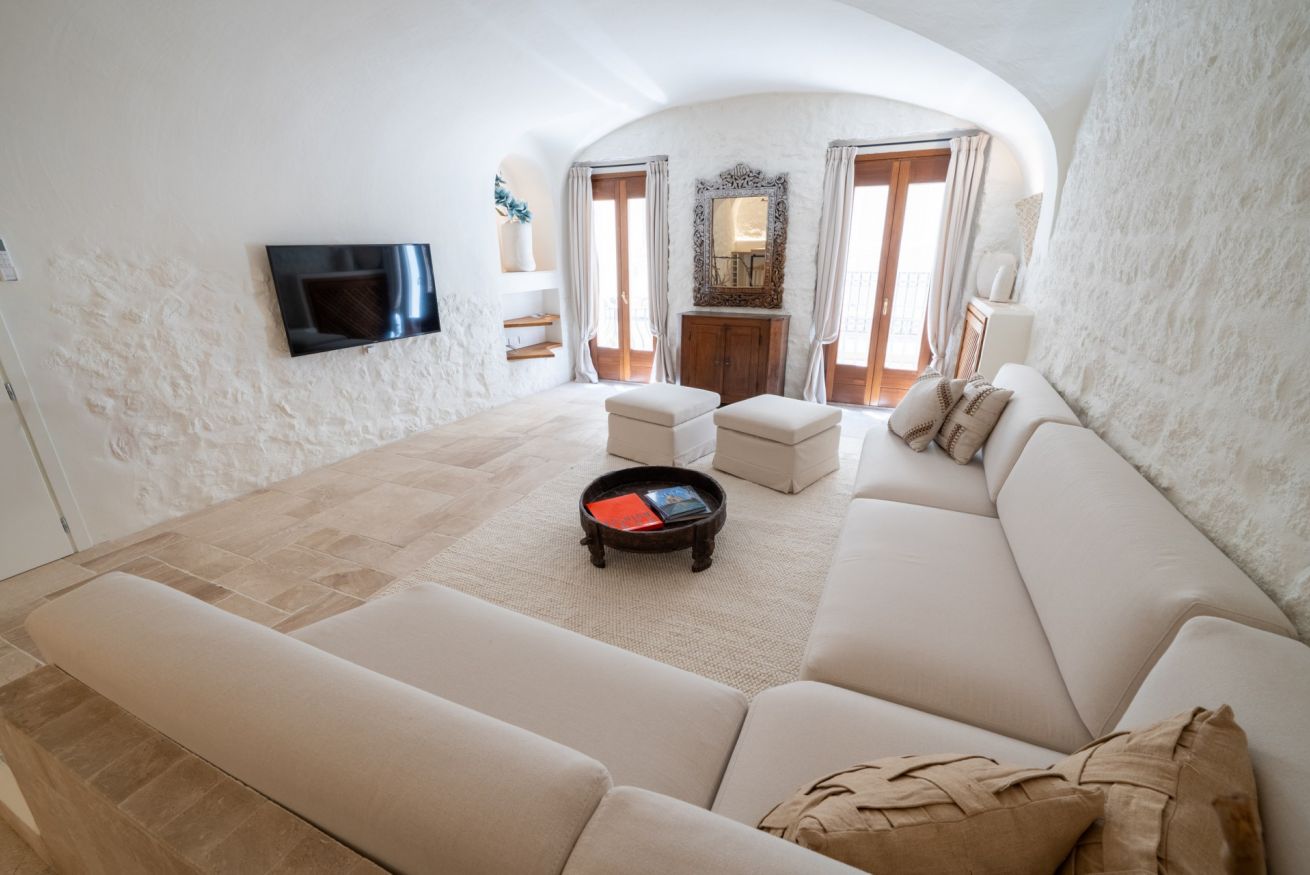 olea-sanctuary-room1-20